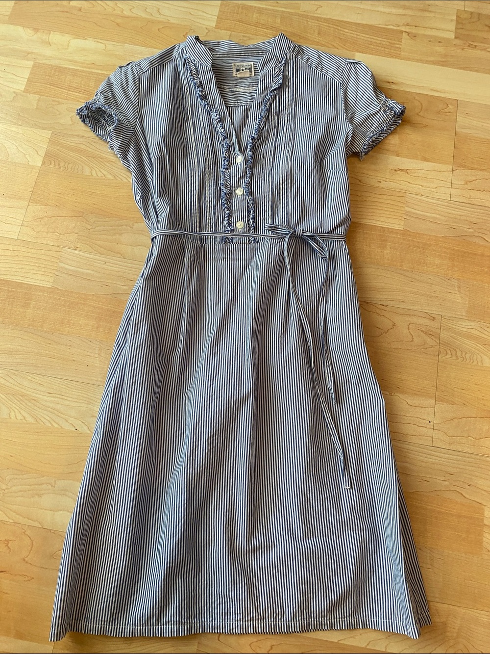 Women’s size 6 Blue and white pin Striped Tie-Waist Dress